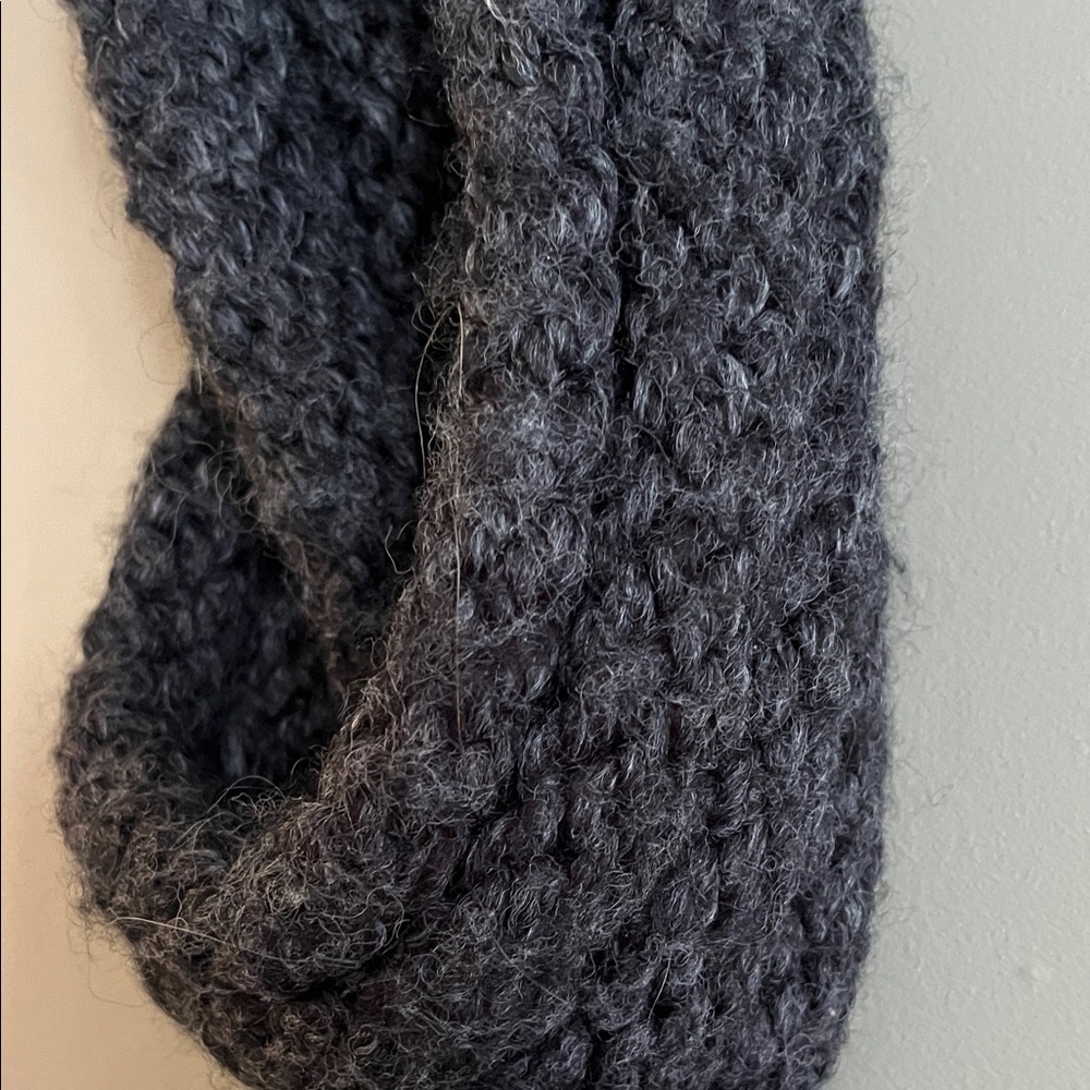 Chunky Knit Charcoal Grey Infinity Scarf - Picture 5 of 5